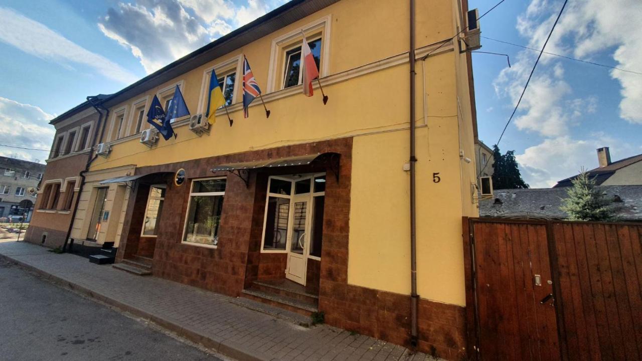 Мандри Хостел Ungvár Kültér fotó