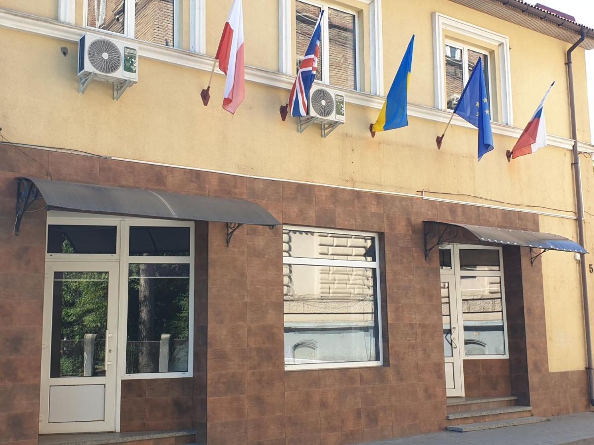Мандри Хостел Ungvár Kültér fotó